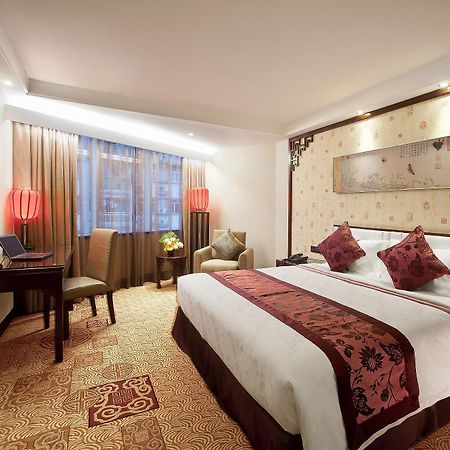 Emperor Hotel Macao Esterno foto
