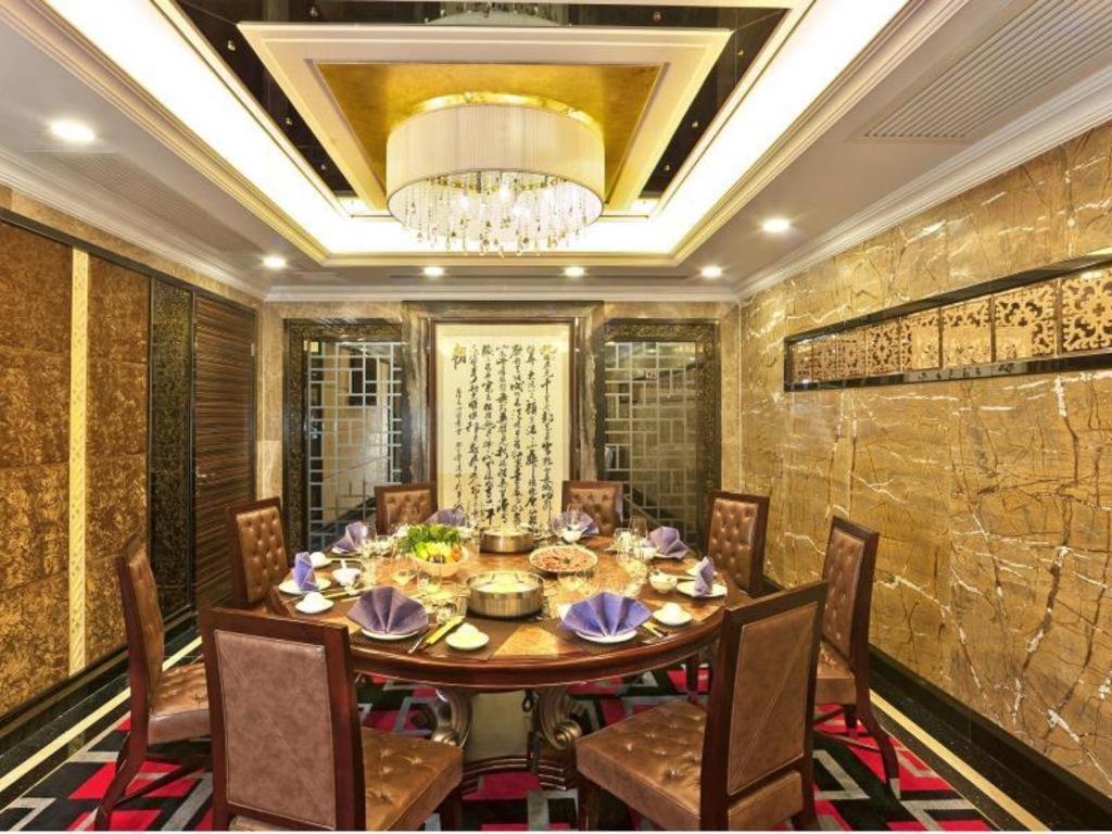 Emperor Hotel Macao Esterno foto