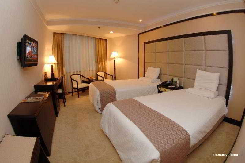 Emperor Hotel Macao Esterno foto