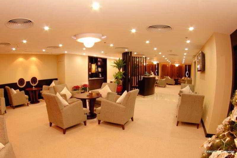 Emperor Hotel Macao Esterno foto