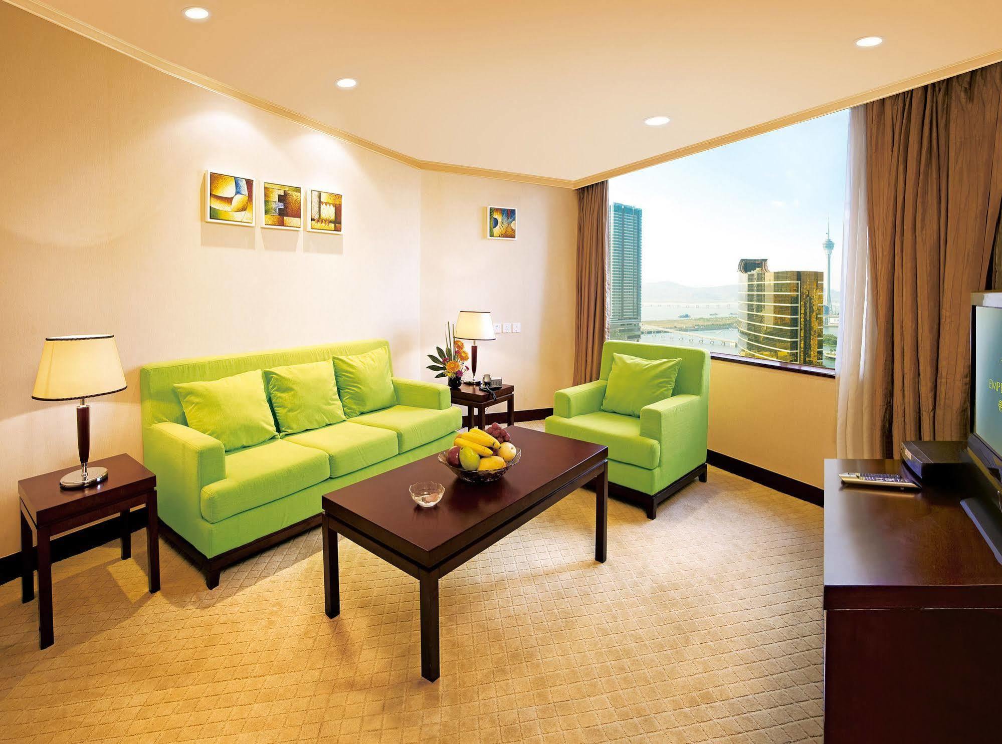 Emperor Hotel Macao Esterno foto