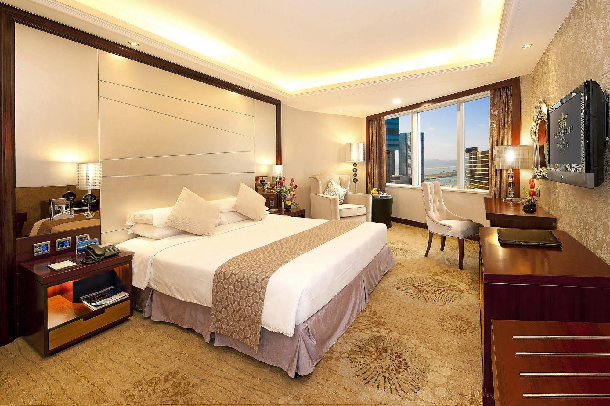 Emperor Hotel Macao Esterno foto