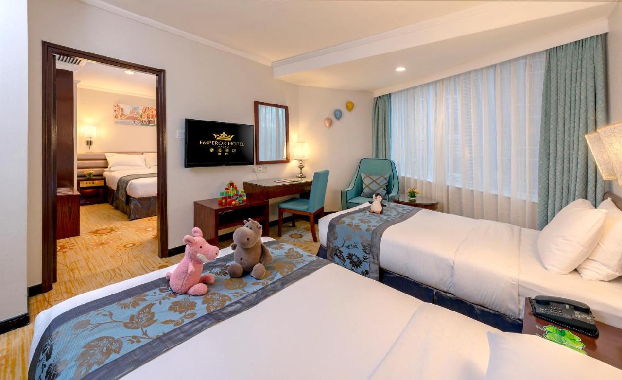 Emperor Hotel Macao Esterno foto